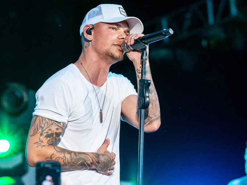 Kane Brown, Dustin Lynch & LoCash at Thompson Boling Arena